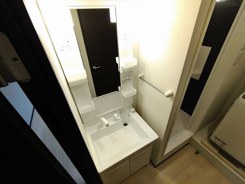 Room image 10