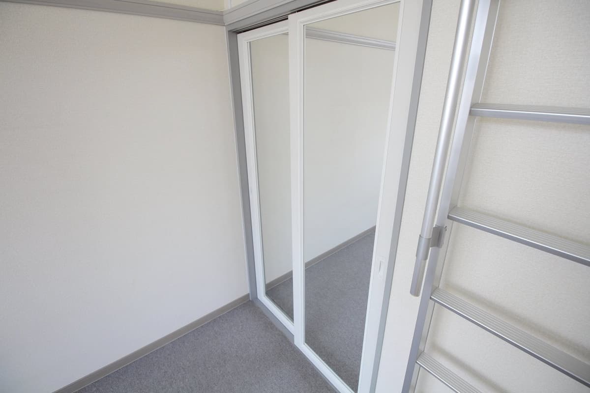 Room image 13
