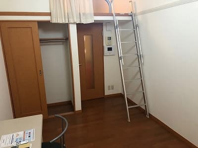 Room image 10