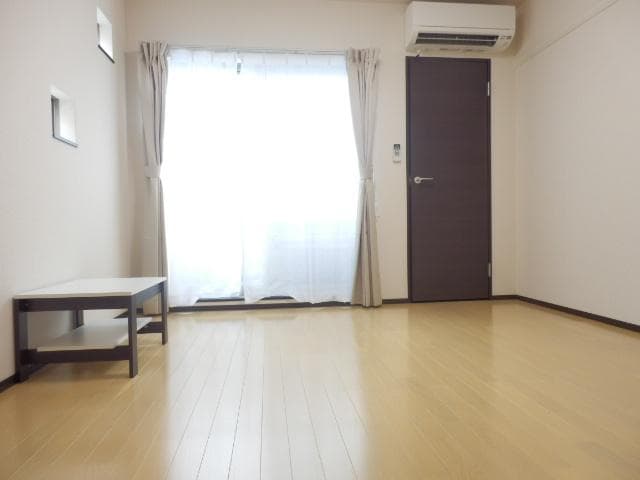 Preview interior of CLEINO Nozomi B