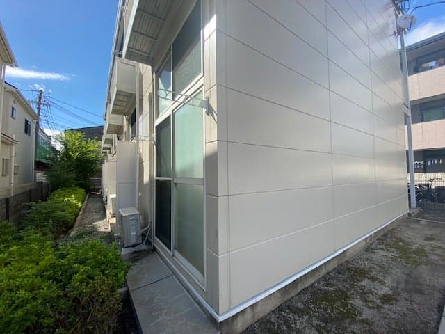 Room image 9