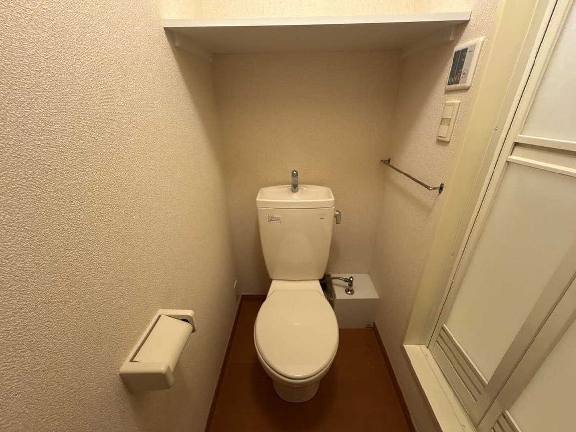 Room image 9