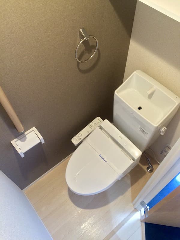 Room image 14