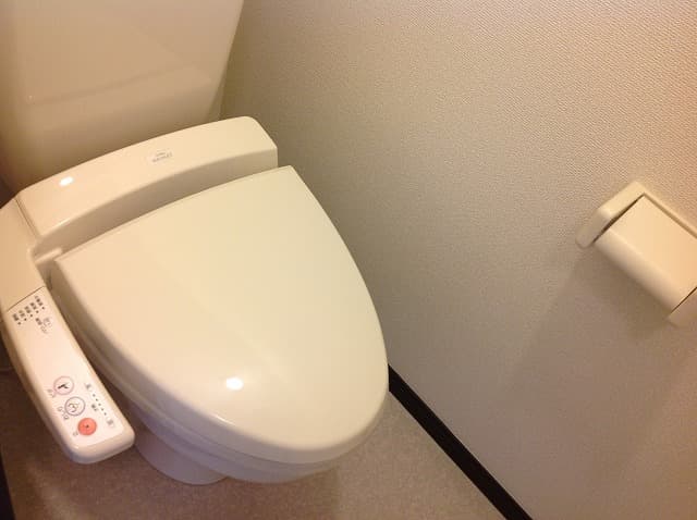 Room image 8