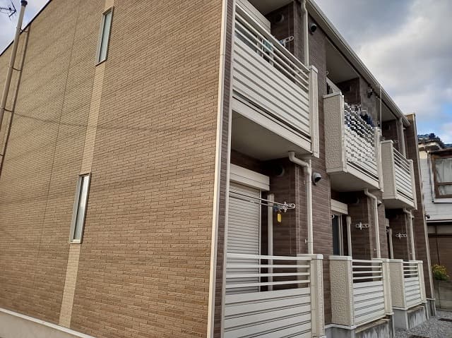 Main exterior of LEONEXT Etoile