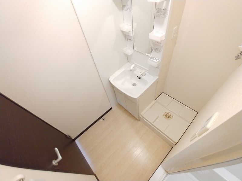 Room image 14