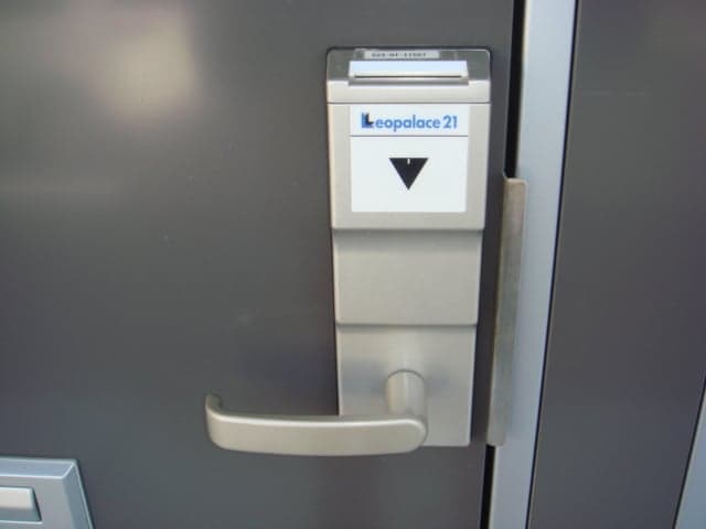 Room image 11