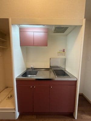 Room image 12