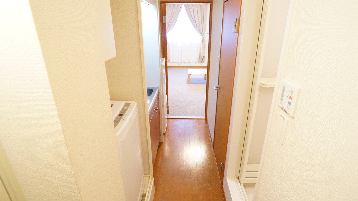 Room image 12