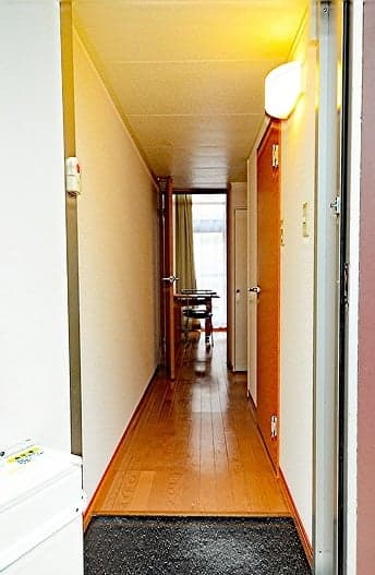 Room image 9