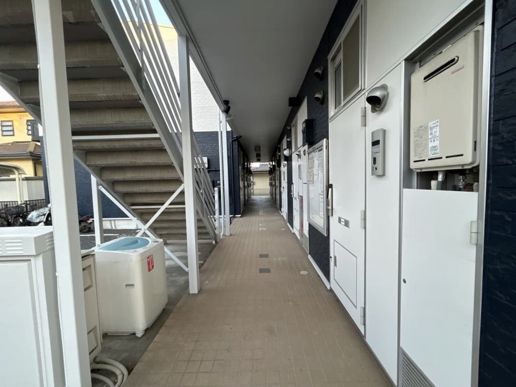 Room image 13