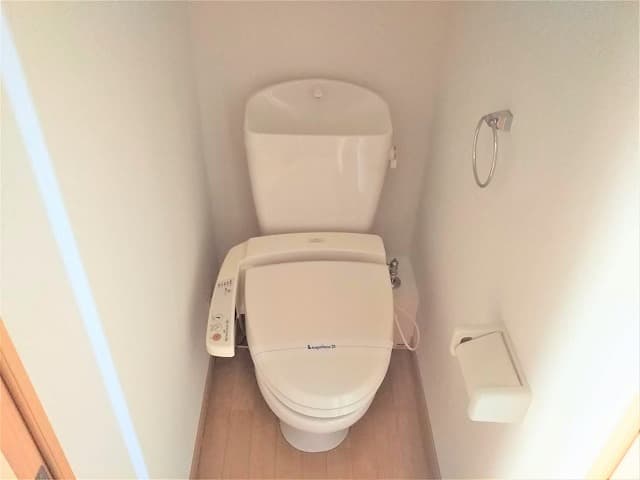 Room image 13
