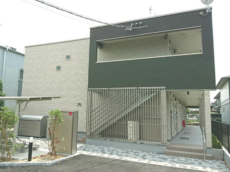 Main Image