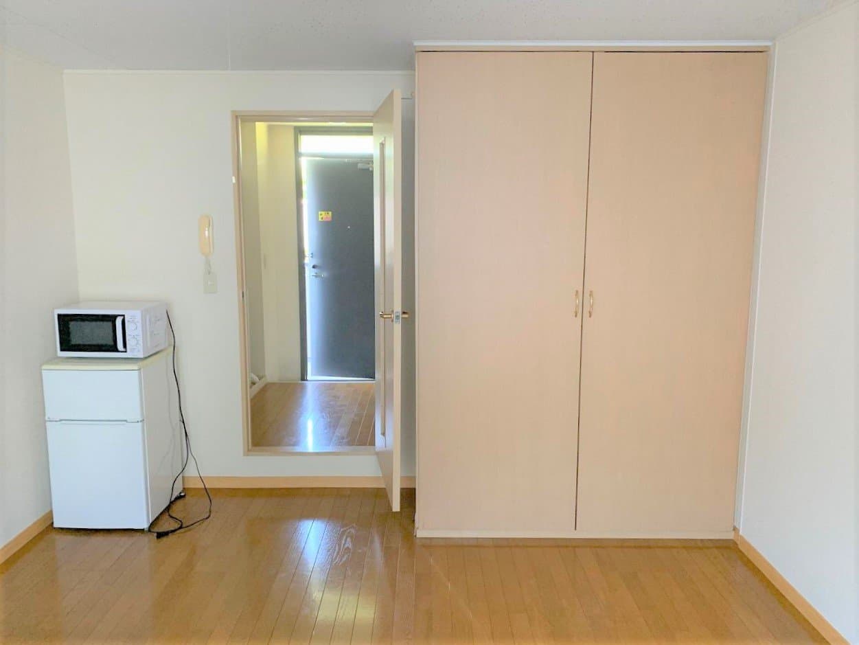 Room image 15