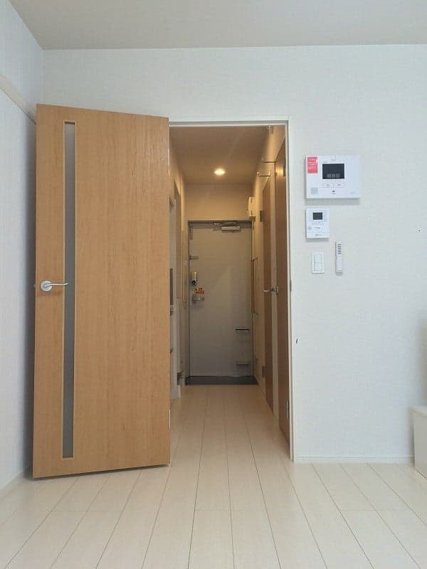 Room image 11