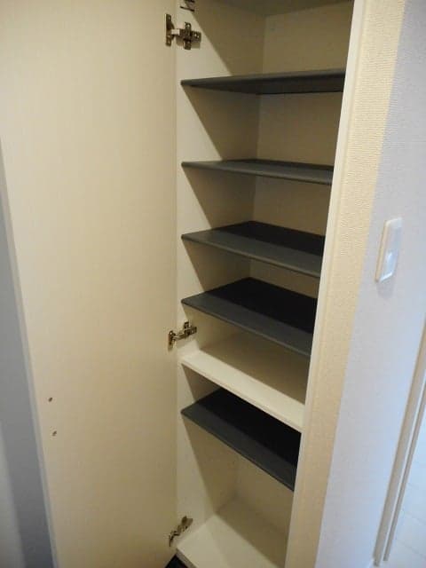 Room image 13