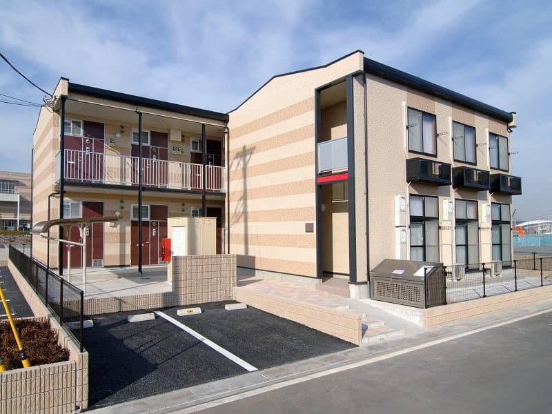 Main exterior of leopalace Koma
