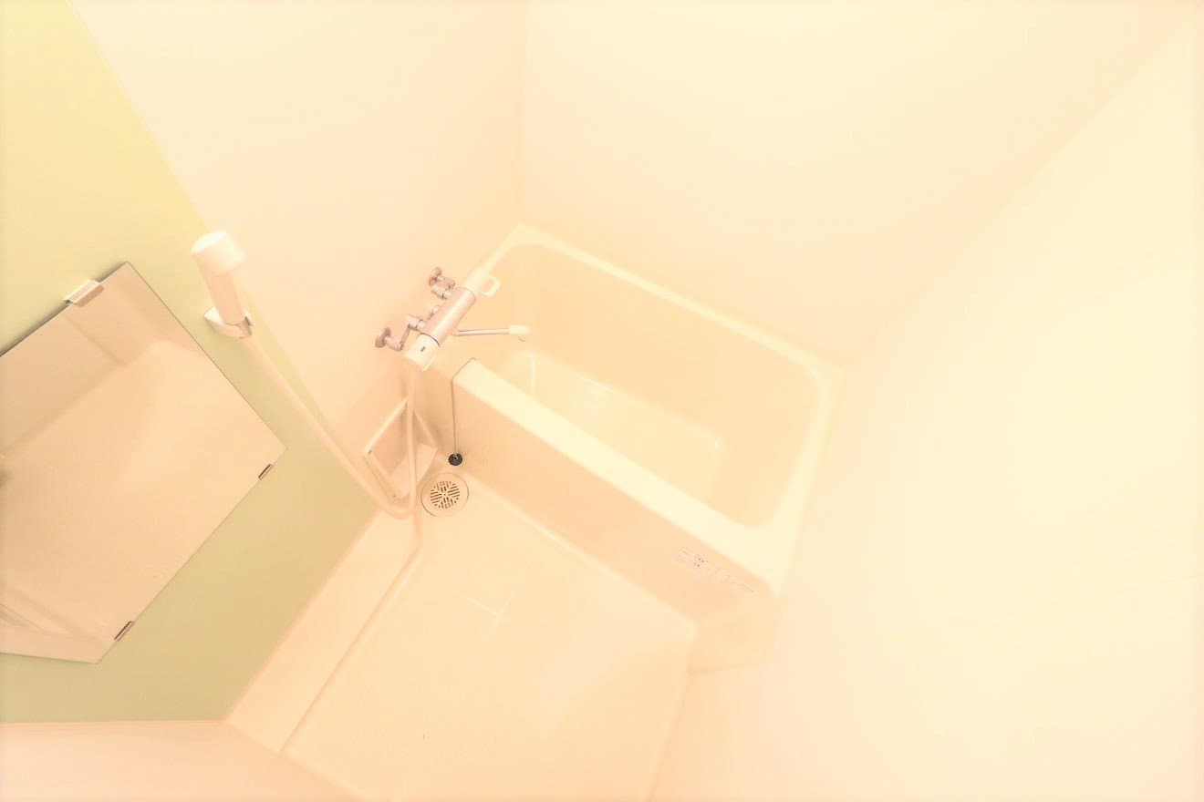Room image 15