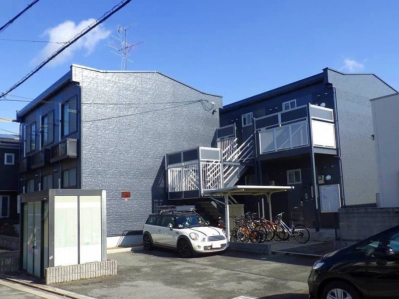 Main Image