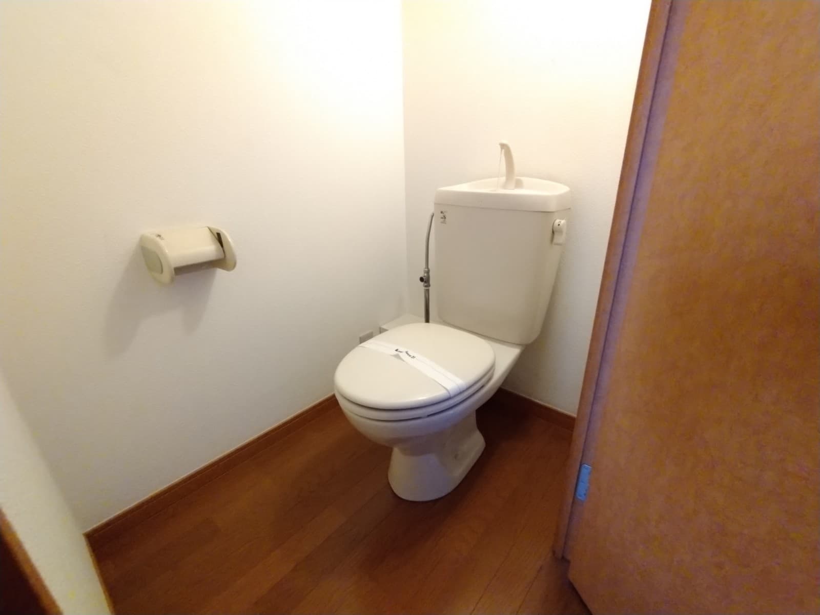 Room image 9