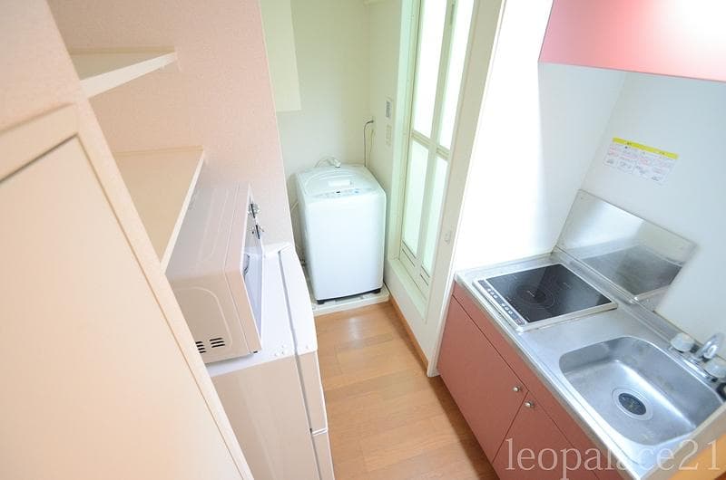 Room image 9