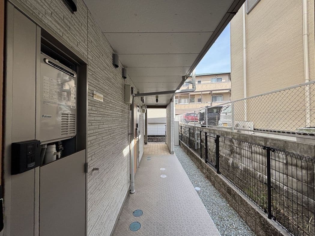 Room image 14