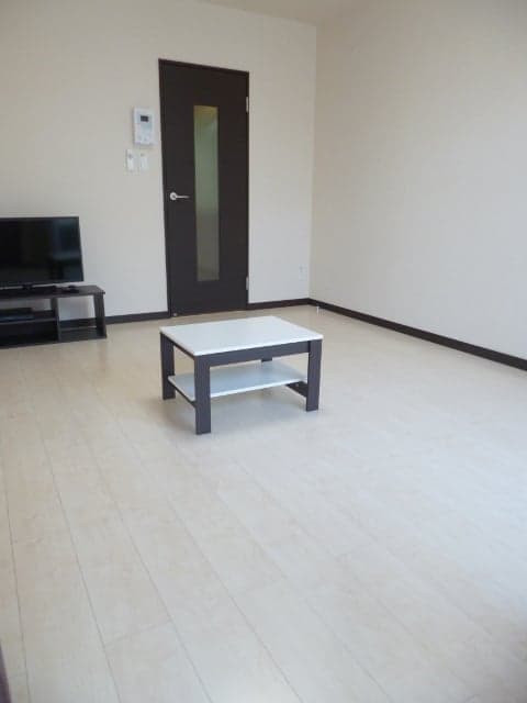 Preview interior of LEONEXT Shin Corpo Urayasu