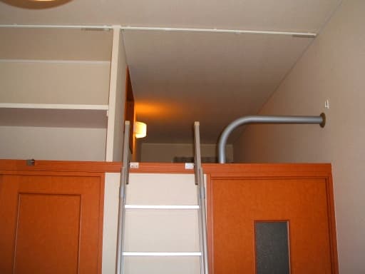Room image 11