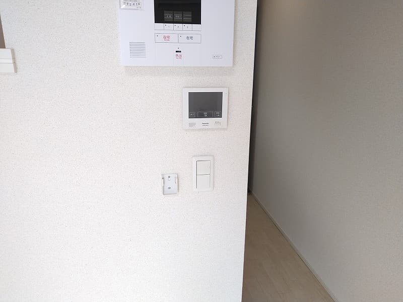 Room image 11
