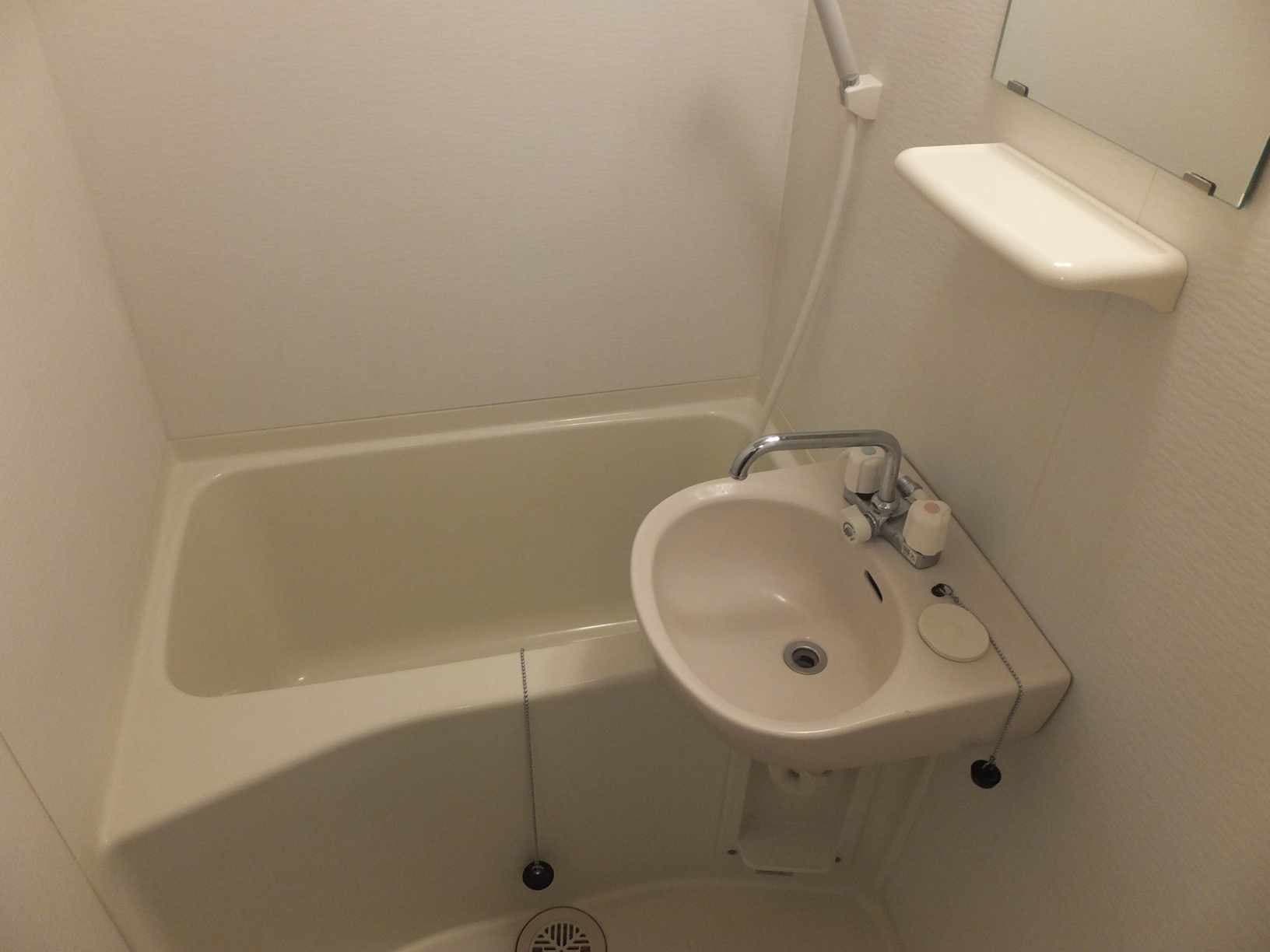 Room image 10