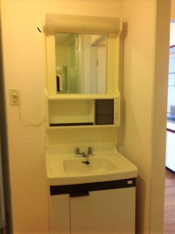 Room image 10