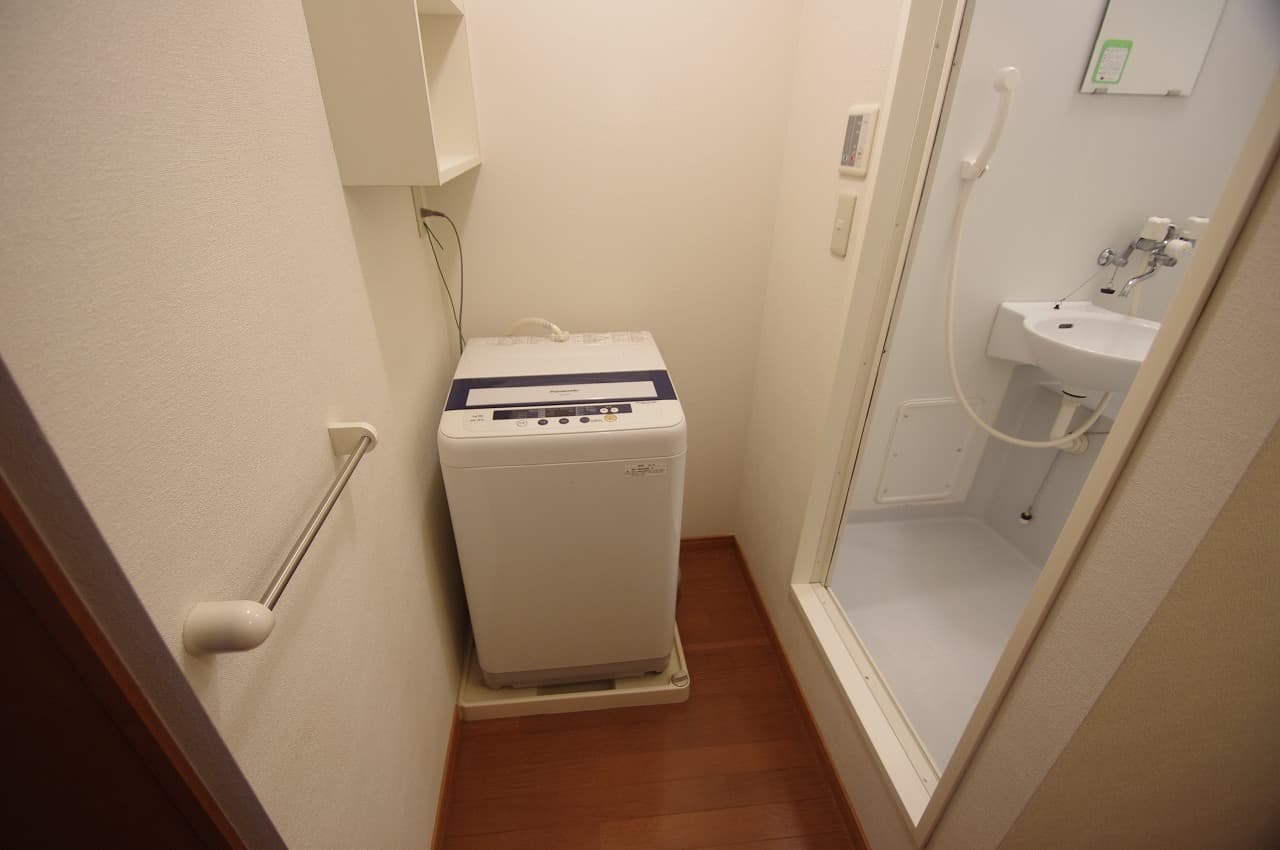 Room image 8