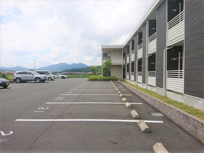 Room image 8