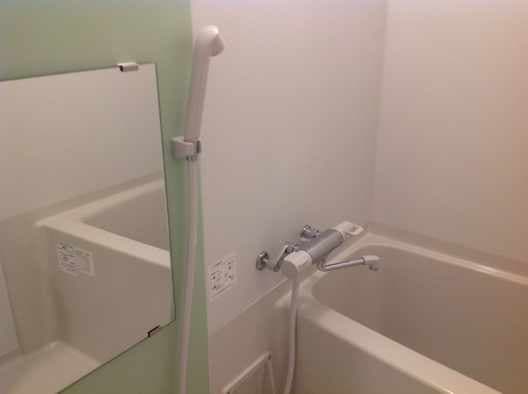 Room image 8