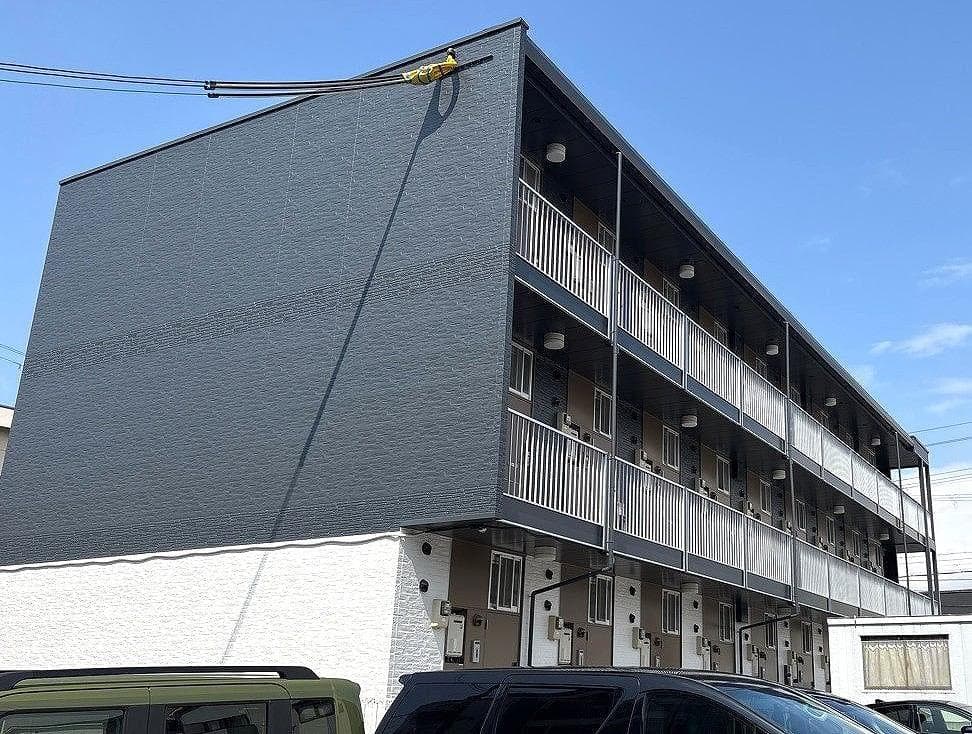 Main exterior of leopalace Takumi