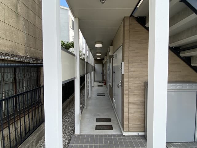 Room image 11