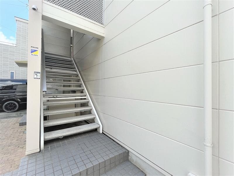 Room image 15