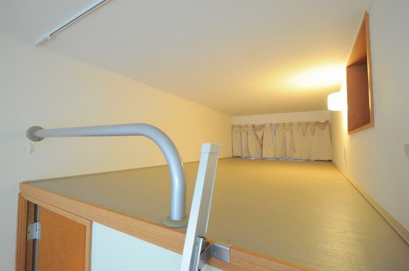 Room image 12