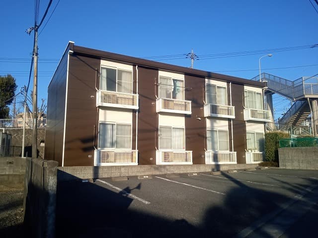 Main exterior of leopalace Koshinzaka