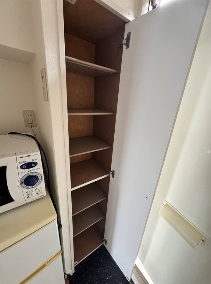 Room image 8