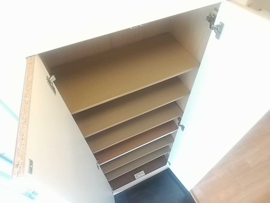 Room image 13