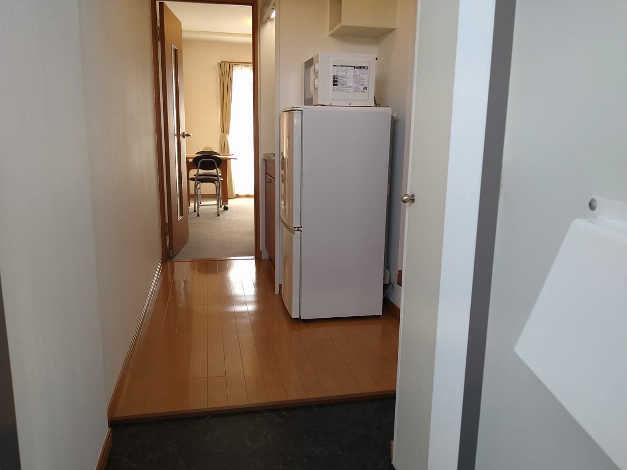 Room image 11