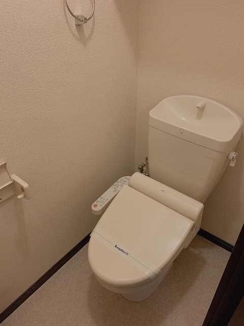 Room image 9