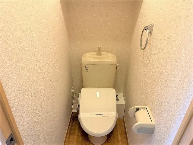 Room image 14