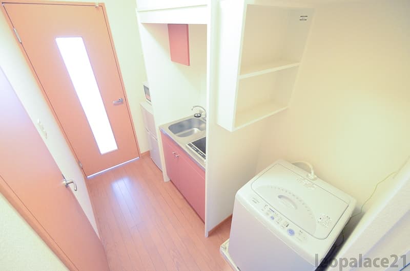 Room image 13