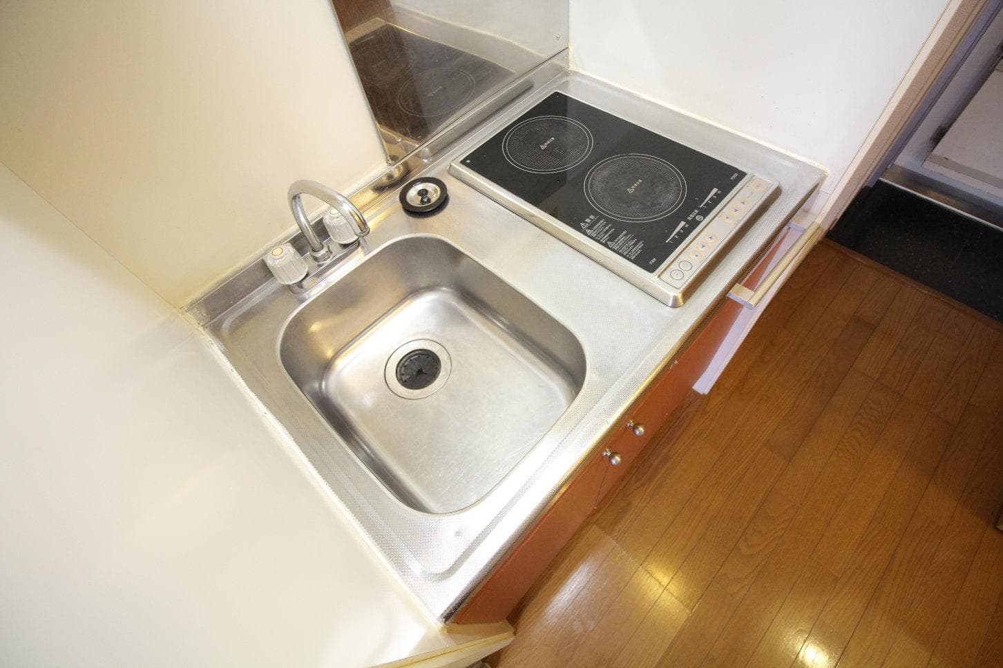 Room image 15