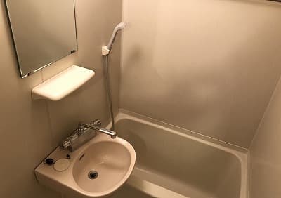 Room image 8