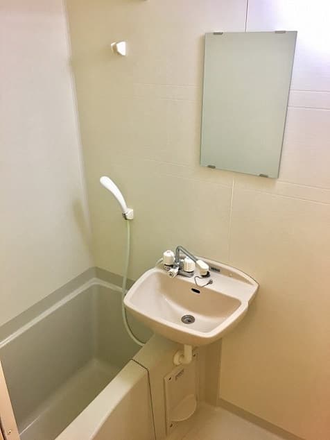 Room image 13