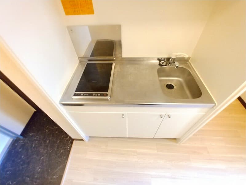 Room image 9