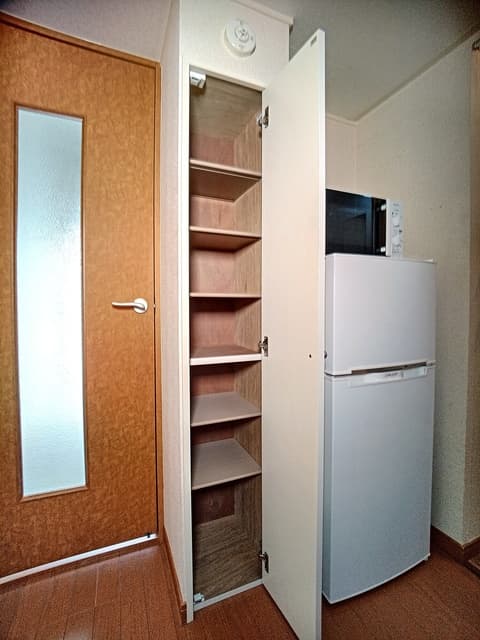 Room image 14